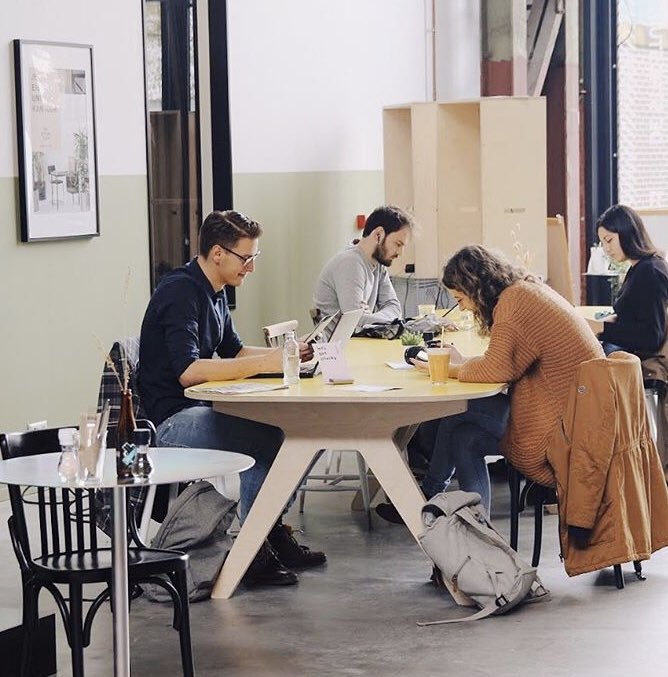 Nice &amp; inspirational workplaces👌 Check @wearepluck 👍

#work #desk #flexdesk #coworkers #entrepreneur #zzp #inspirational #utrecht #netherlands #office #meet #coffee #flexdesk #werkplekken #werkplek