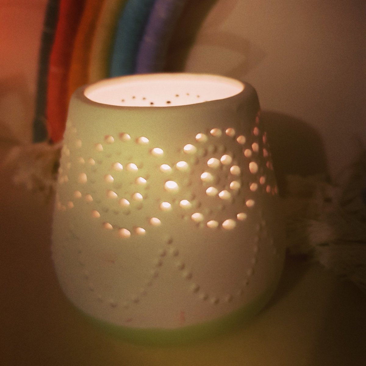 For all those babies who never got to take their first breath, and those who took their last breath too soon. 
For every mother's loss, for every father's pain.
#babylossawareness #waveoflight2020