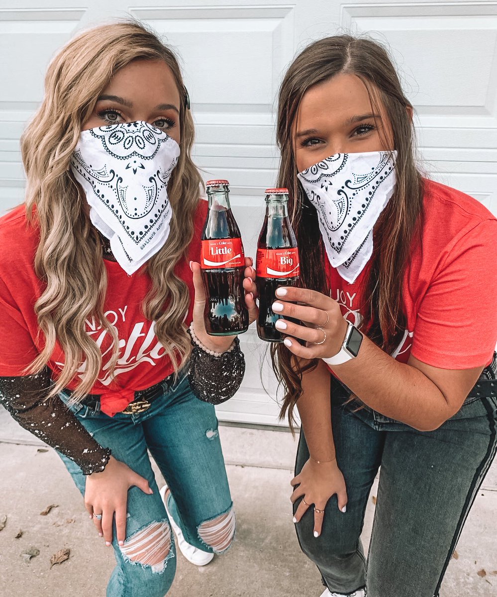 𝑪𝑯𝑬𝑬𝑹𝑺🥤because only two more days until our littles officially ➡︎ become our sisters! Fall ‘20 we love you ❤︎