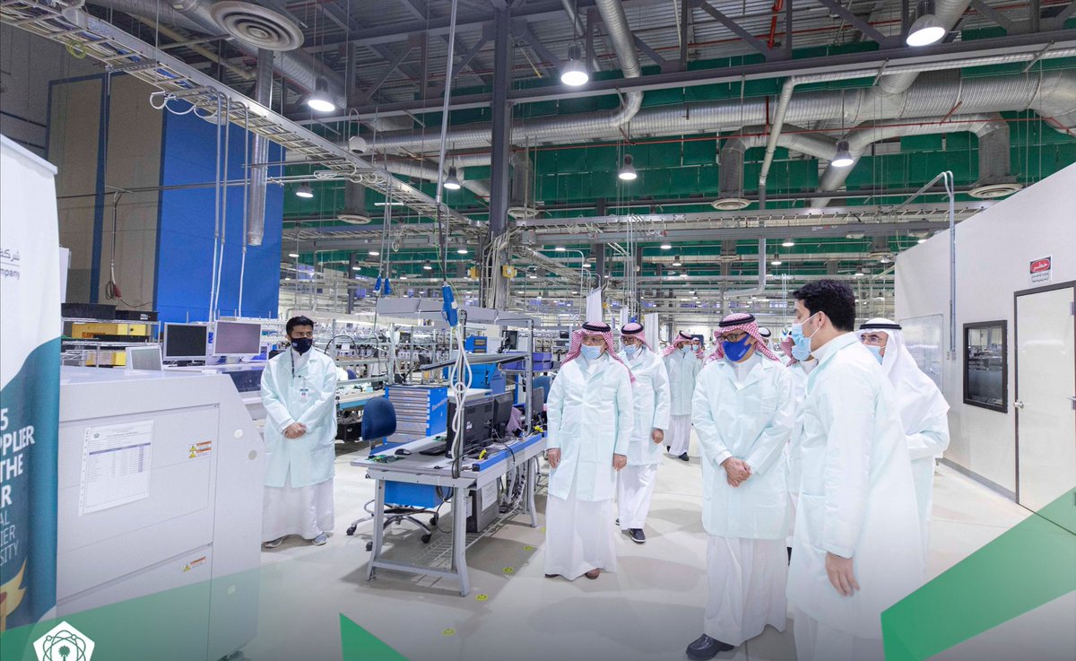 1️⃣
#ثريد
أطلقت هيئة الصناعات العسكرية السعودية برنامج مهم جداً جداً وهو برنامج (  المشاركة الصناعية...