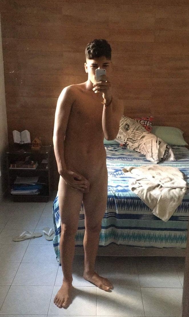 rikitiki_'s tweet photo. 🤤🤤🤤 quiero un macho así 👼🏻

Cuenta principal @memeschavolin ⚠️⚠️ https://t.co/MRDPvHJi1S