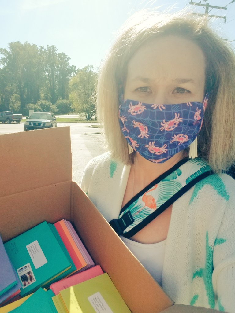 Hey <a href="/arnoldaacps/">Arnold Elementary</a> Terps! I helped out BAE by mailing out Terp-o-Grams for Kindness today! They will be in your mailboxes soon! Watch for a special edition of morning announcements tomorrow to learn how to spread the kindness just in time for Unity Day! @Kindness_Grows <a href="/OEASAaacps/">Office of Equity</a>