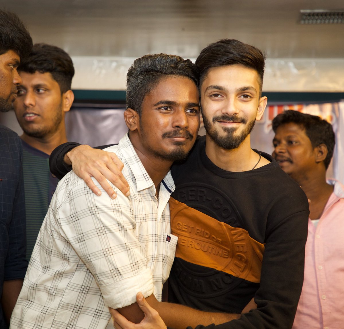 Shridhar_thala_'s tweet photo. Many more happy returns of the day 🎉 Anna 💓 @anirudhofficial 💝
#HBDRockstarAnirudh 🤩
#Anirudh 💖
#Master 🔥
#Rockstar 💗 ... https://t.co/keT91nvfhq