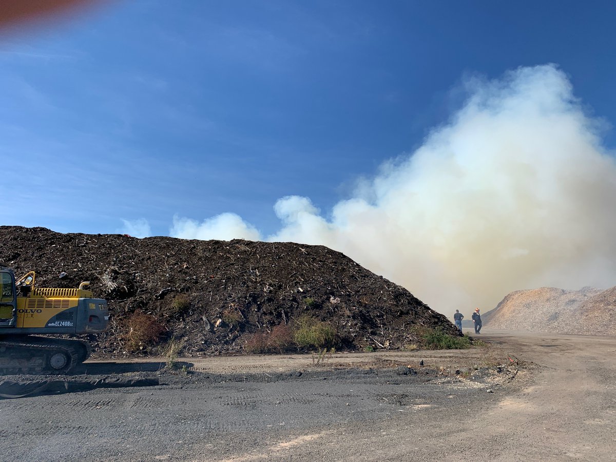 AgawamPD's tweet photo. Fire at Bondi's Island Landfill.  Several fire crews on scene attempting to extinguish. https://t.co/RWxTHUO5ut