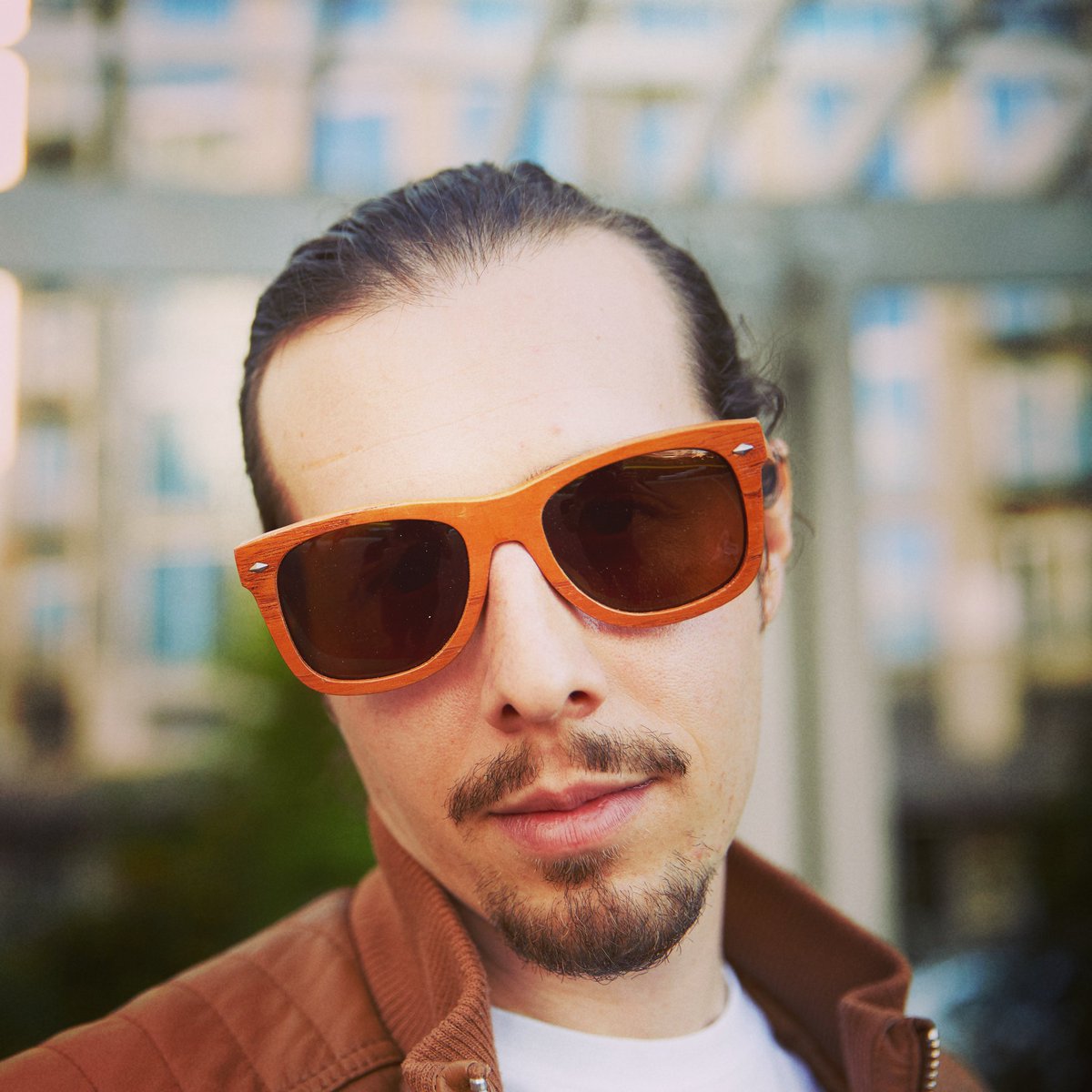 bewellusa1's tweet photo. Shades like no other
#fashion #womensfashion #womensstyle #fallfashion2020 #stylediaries #fallfashion #whatiwore #mensstyle #jewelry #menstyle #facegame #fun #dapper #shadesofig #facefashion #shades #mensfashion #SunglassesStyle #sunglasses #sunglasseslover #sunglassesfashion https://t.co/VNPIky88oy