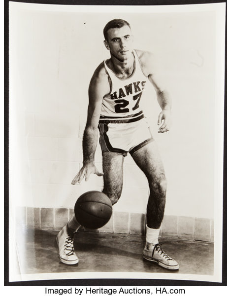 Pettit was a legit 6'9 player known for inside scoring, shooting, & REB, especially O REB. Efficient: 107 FG+, 109 TS+.As a rookie, Pettit was very skinny, weighing about 200 pounds. But he was one of the first BBall weight trainers, gaining 40 pounds of muscle over his career.