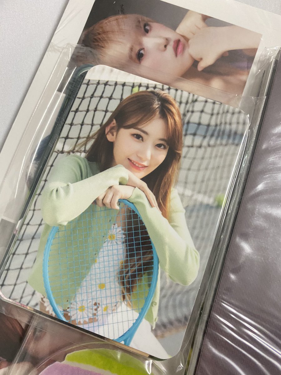 WIZPICH's tweet photo. มี Dicon หน้าปกซากุระอยู่นะคะ จำนวน1เล่ม✨🌸 ราคาลดเหลือ 990บาทเท่านั้น🌷 ค่าส่ง 60 ลทบ 90 ems 

✅ แสตนดี้ 
✅ ฟตก 12 เมม
✅ โปสการ์ด ( คุ้มมากเยอะมากก)

#ตลาดนัดIZONE https://t.co/24NhMhI6XC