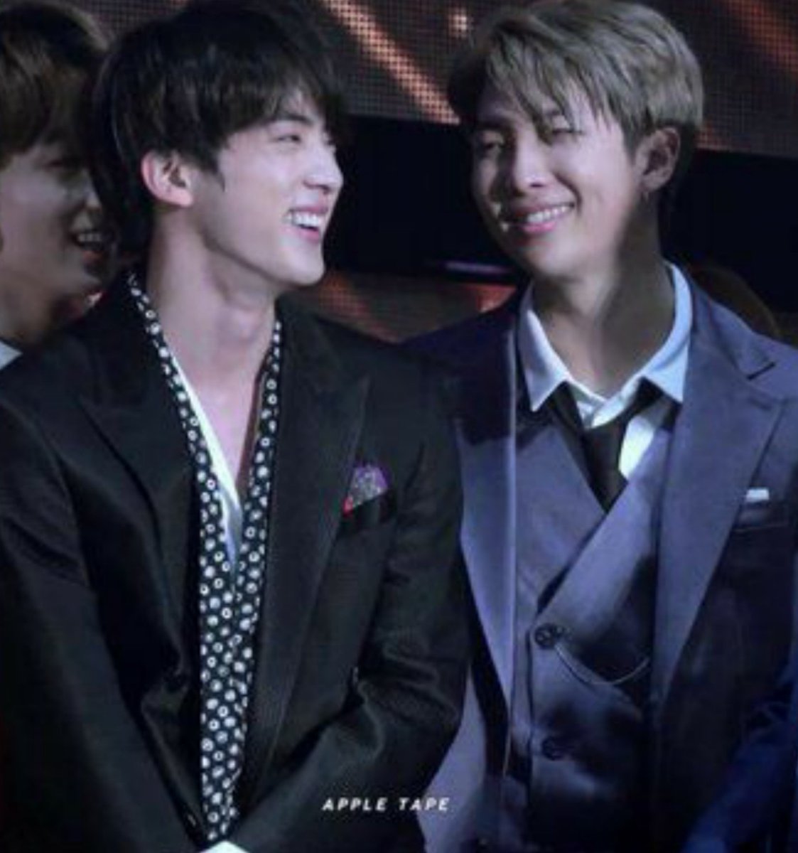 Always laugh with your seokjin