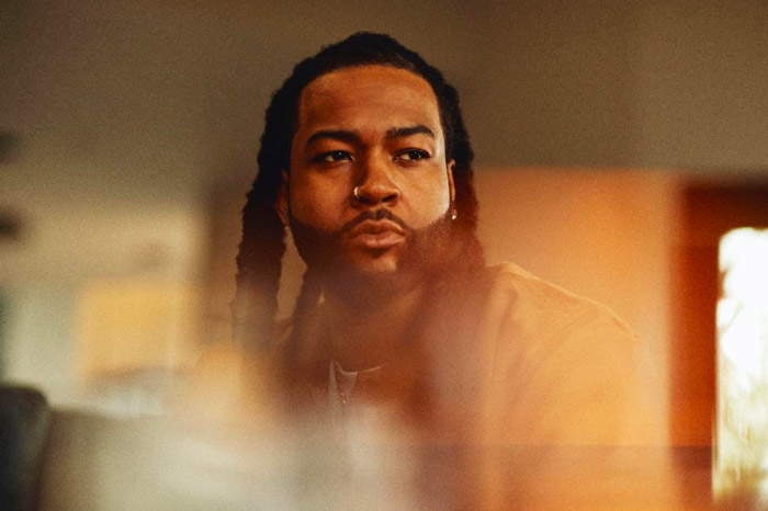 RapUp's tweet image. PARTYNEXTDOOR's "PARTYPACK" drops tonight featuring Nipsey Hussle, Quavo, and Lil Yachty bit.ly/2H9CZd4 🎉📦