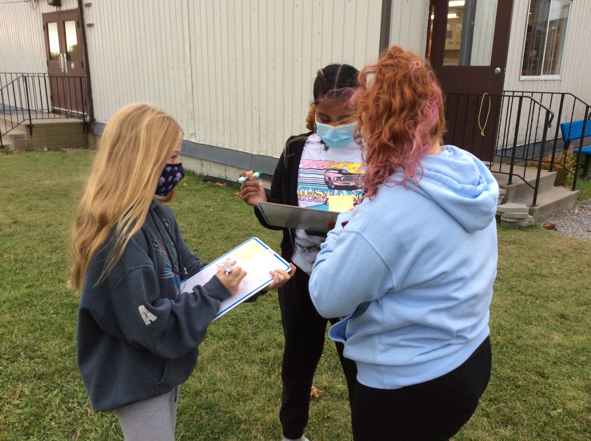 Miss_Taylor12's tweet photo. Students are working hard to find fractions (using common denominators) and decimals that fit between two given values with a little friendly competition ➗✖️🔢 https://t.co/up2mqZTls7