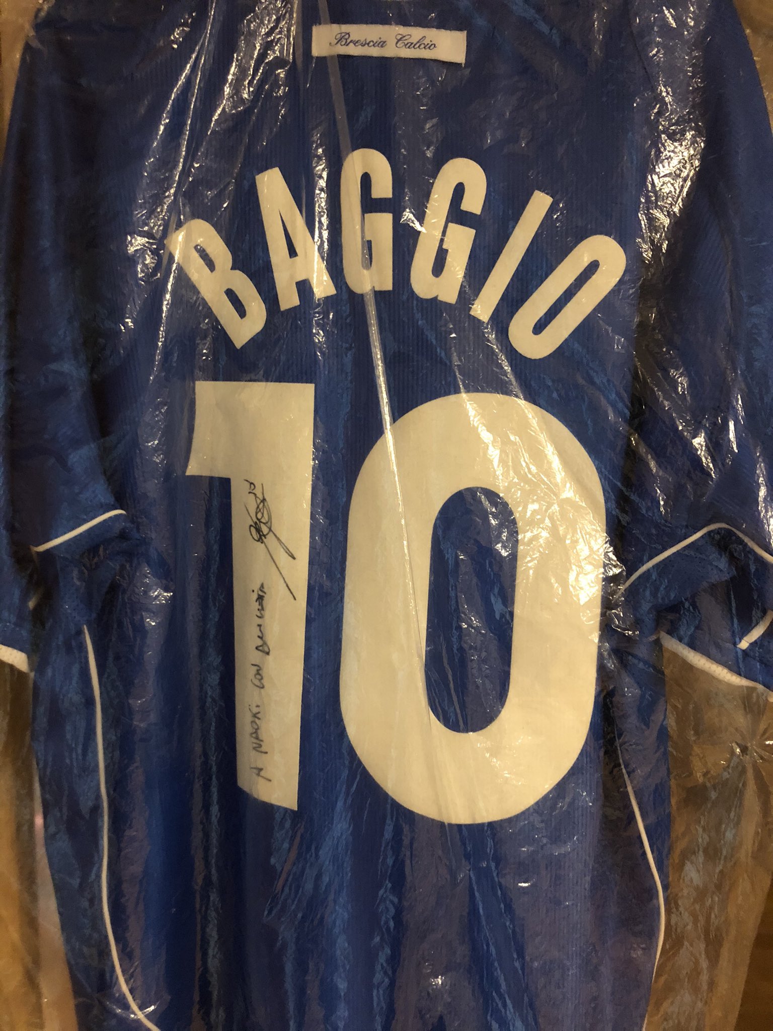 Naoki Marriotto なおき The Encounter With Roberto Baggio Is An Eternally Unforgettable Honor And A Beautiful Memory I Had A Serious Illness For Seven Years And Would Definitely Have Committed Suicide