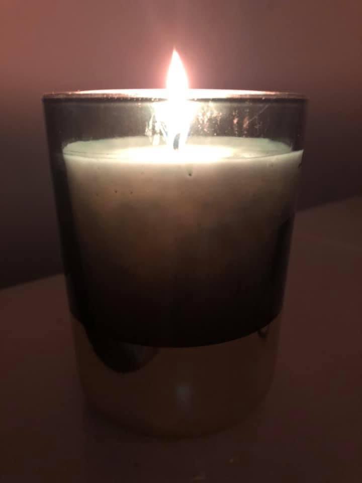 WillowsSupport's tweet image. Candle lit tonight for all the babies sadly not with us but forever in our thoughts and hearts 💖