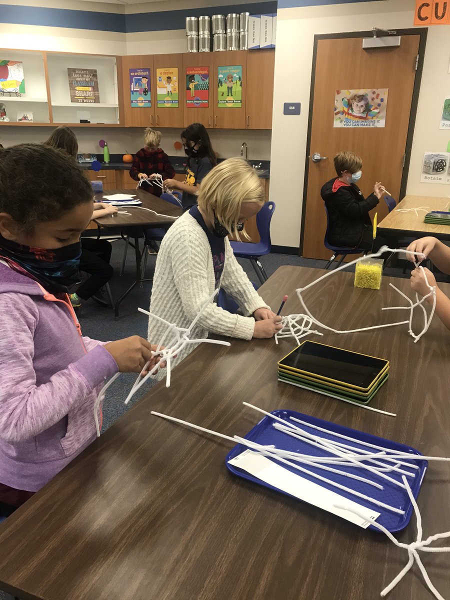 nadiadekoch's tweet photo. Mrs. Dies’s STEM classes enjoy engineering orb webs with pipe cleaners! https://t.co/Hg6gpGD5Bi