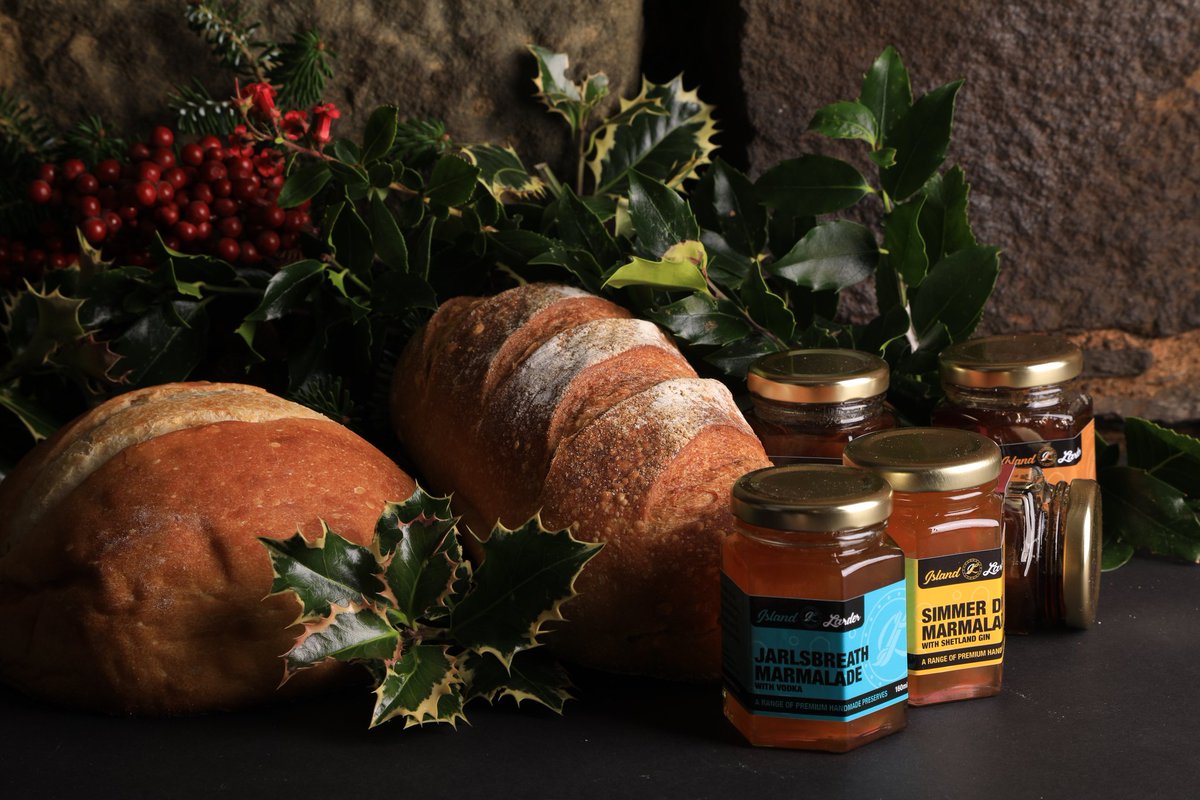 Nothing beats the delivery of our local bread arriving warm, smelling divine and with no Palm oil or plastic anywhere near it! #freshread #SupportLocalBusinesses