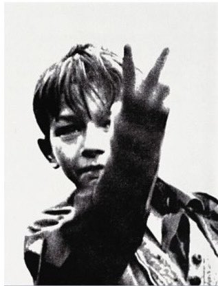 DeamhanT's tweet photo. @UnWashMyBrain @scarletimprint Wait until the miserable, pretentious prick and his shitty county is begging for book sales and tourists...hopefully everyone they’ve just alienated will give them some of this.... https://t.co/prb9m9JKbs