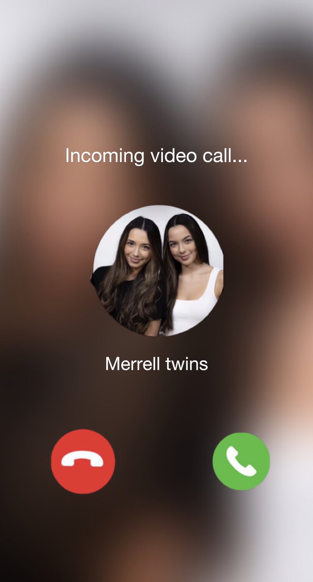 FanVvm's tweet image. This pops up at your phone.. your 3rd last emoji is your reaction. Mine is 💞 (this took me a really long time to make lol)