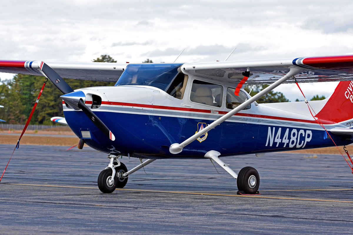 CAPinNH's tweet photo. New Hampshire Wing @CivilAirPatrol welcomes the newest @Cessna 172 “Skyhawk” to the wing’s fleet—flown 1,300 miles to Concord by Lt. Col. Peperissa &amp; Capt. Donovan right from the factory in Kansas! #FlyCessna

➡️Read about our newest plane at https://t.co/NvueorEwnJ https://t.co/JRbVH62iSu