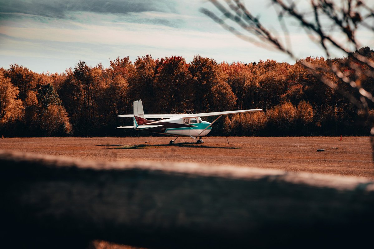 And then I stumbled upon an airport (???) which I obviously pulled over to photograph.