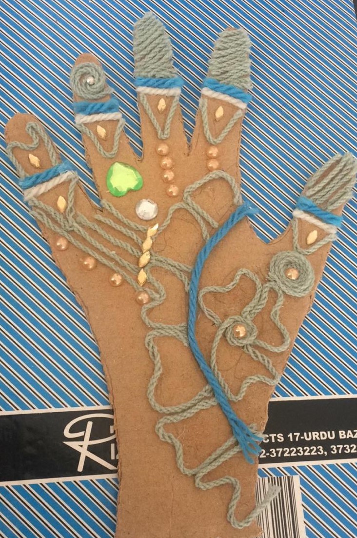 KPHS_Art's tweet photo. Intricate and delicate designs being produced by the Yr9's for their #homelearning task. They must produce a "Henna" style design hand which we will later make #collagraph prints from in school. #art #aspire #learn #achieve #printing #collagraphy @KPHS_Rochdale https://t.co/W7mooBo9zL