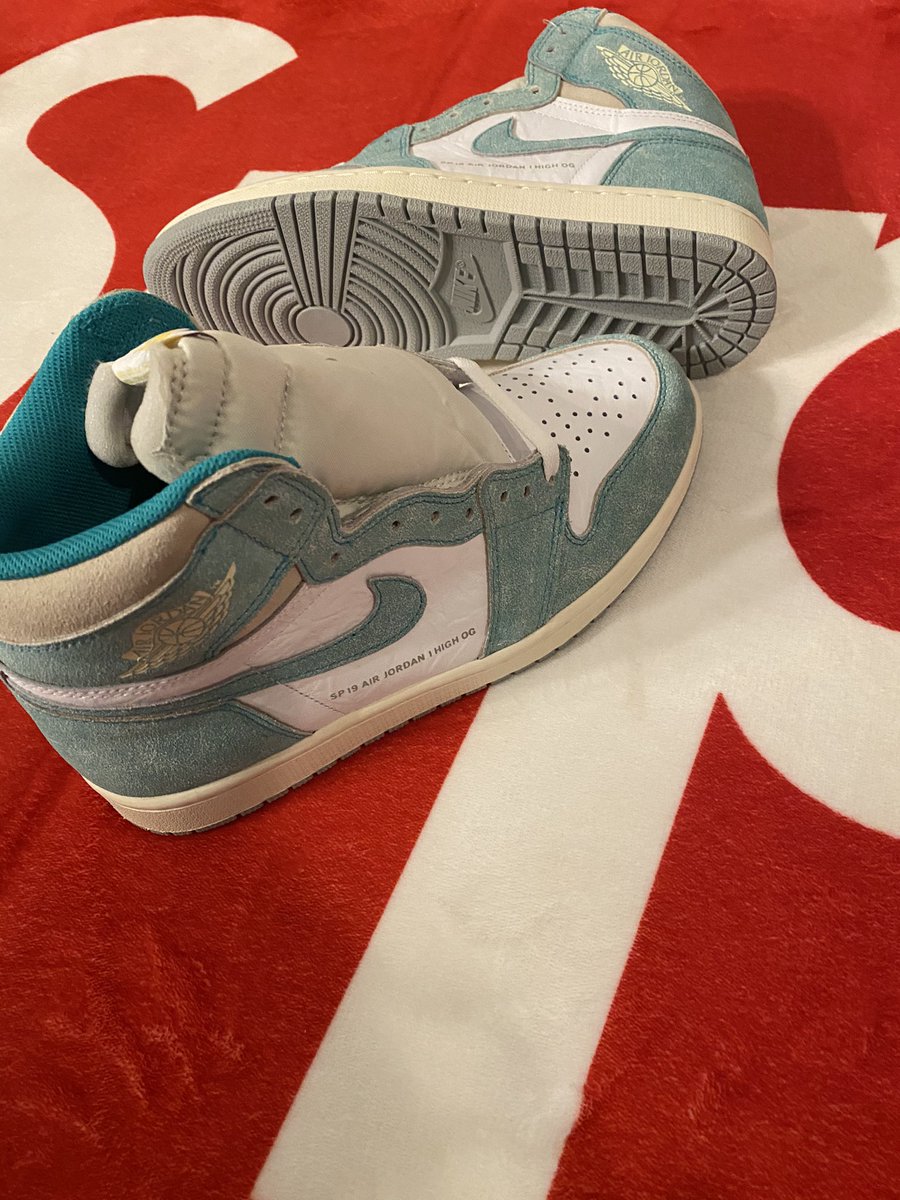 Overratedplug's tweet image. Air Jordan 1 Retro High Turbo Green 🔥📦

#OverRated | The Best