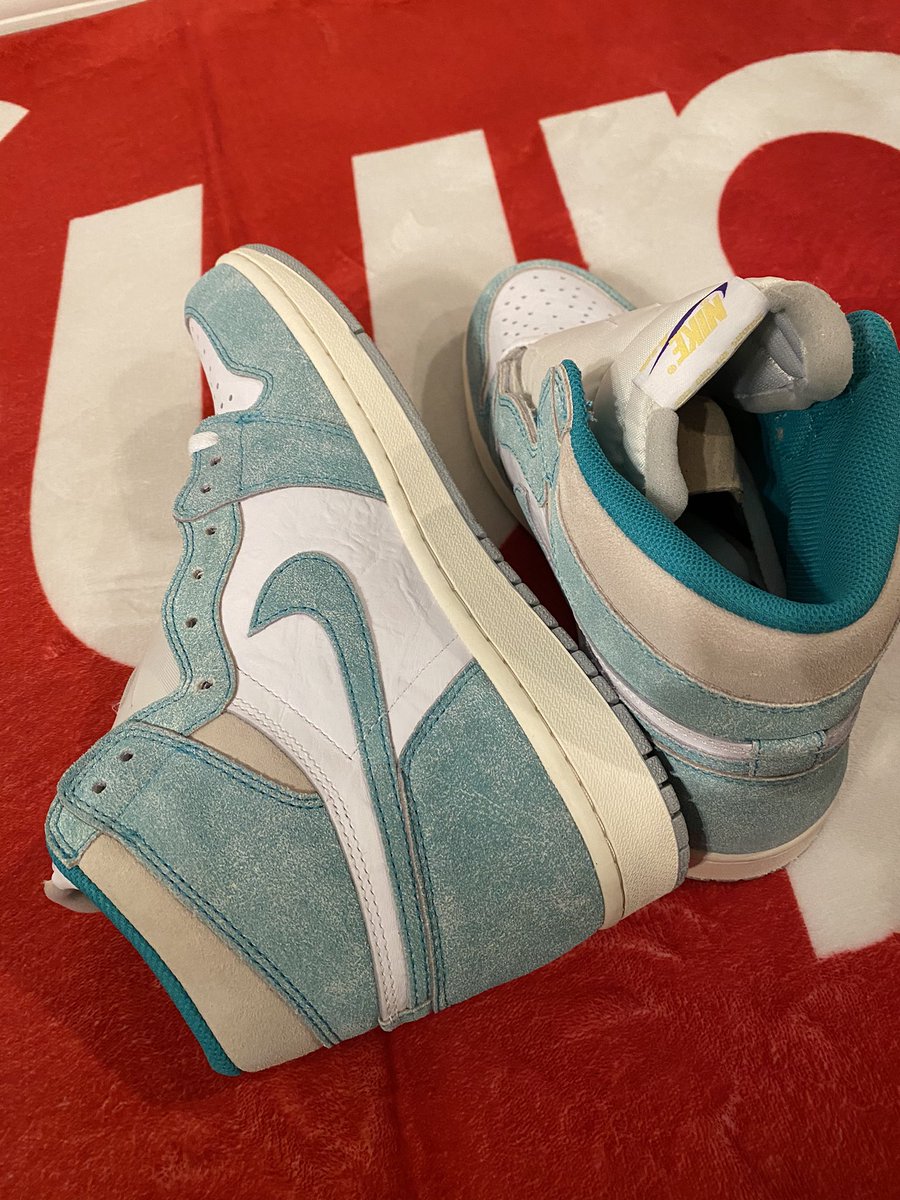 Overratedplug's tweet image. Air Jordan 1 Retro High Turbo Green 🔥📦

#OverRated | The Best