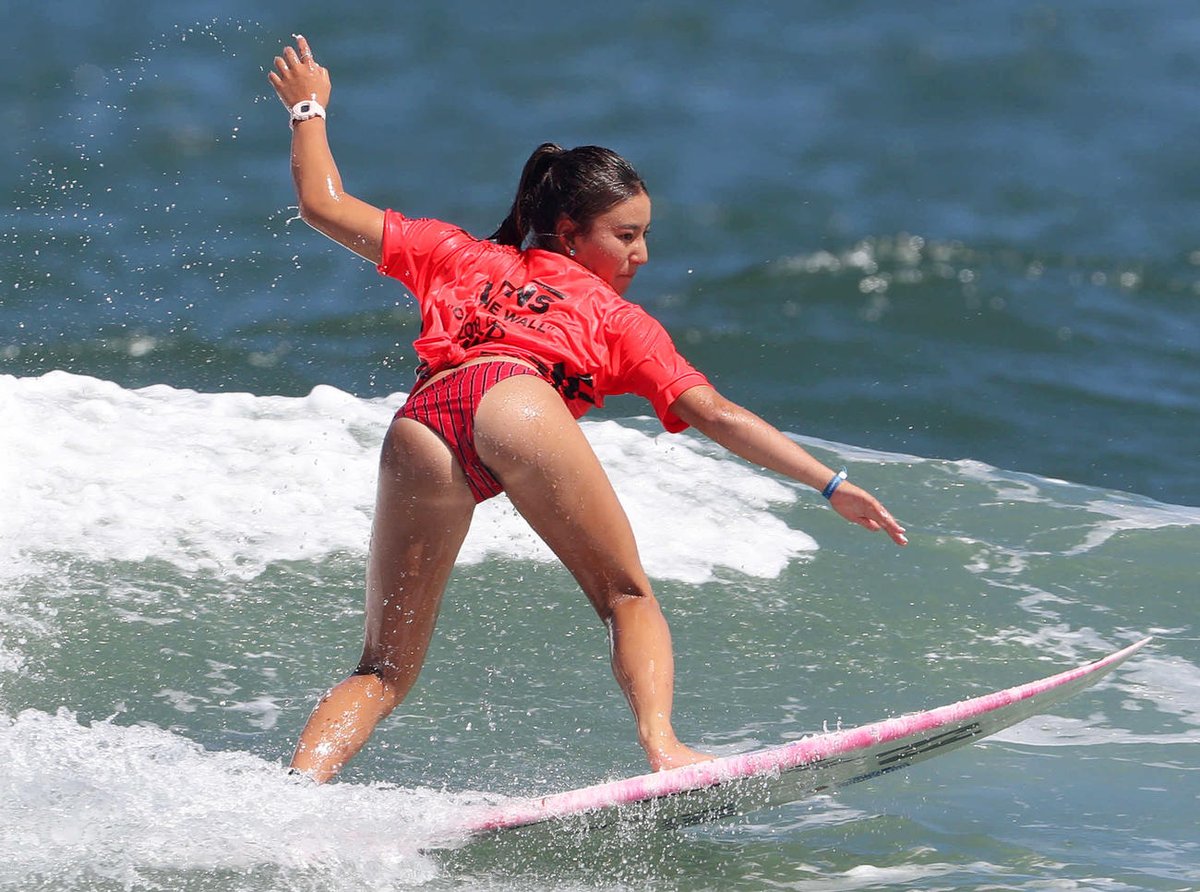 女子高生ニュース 女子高生サーファー松田詩野がトップで２回戦進出 サーフィン 東京オリンピック写真ニュース ニッカンスポーツ T Co Poasudtyra 女子高生 T Co Yk8cxh7isa Twitter