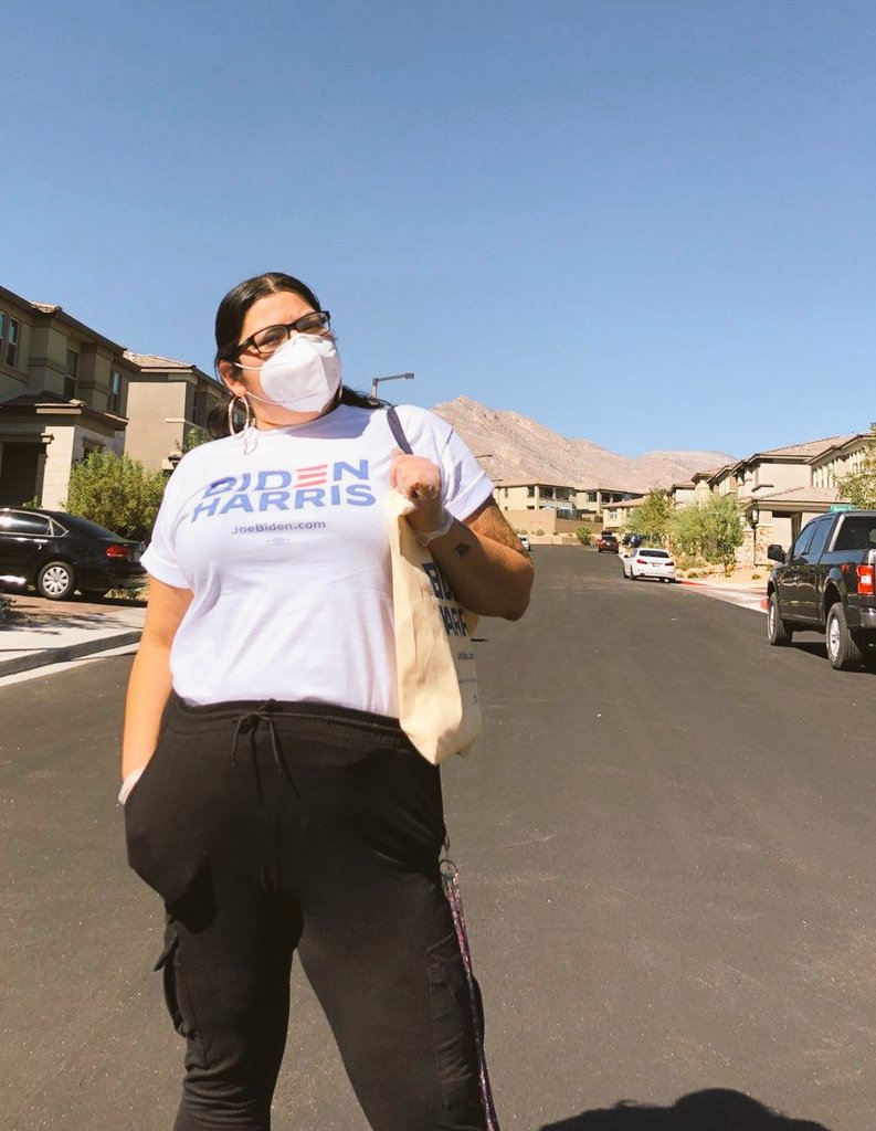 yeseniamg6's tweet photo. So I stopped to get gas before canvassing this am and the clerk at the gas station started taking pics of my shirt and I ran out of chum and lit at the gas station before I canvassed. Got a few door knockers tho!  #WestSide #VegasBaby #Canvassing #BetOnUs #JoeForNV #NVdems https://t.co/arBKlNznOo