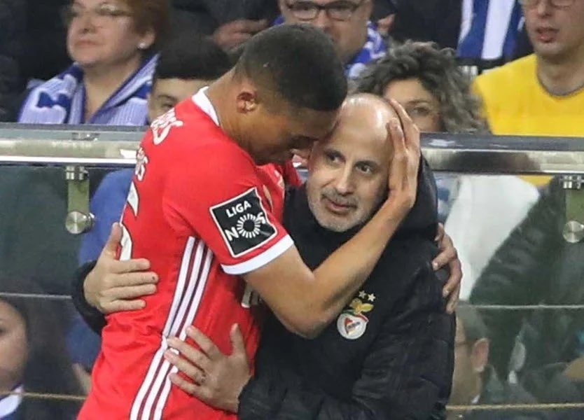 Descansa em paz, Luis! O 38 vai ser para ti!
No domingo deveriamos jogar de preto.