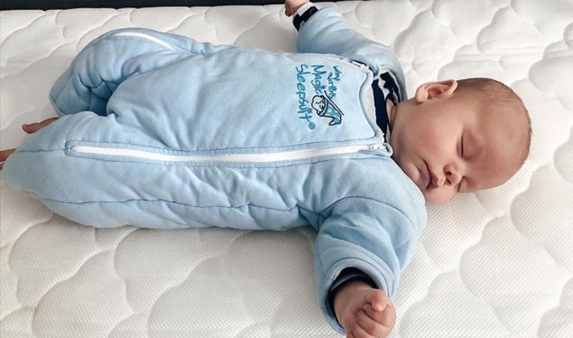 magicsleepsuit's tweet image. ⭐️⭐️⭐️Giveaway ⭐️⭐️⭐️
Head over to IG @haleysimao for details on her #giveaway which ends tomorrow! 

#swaddle #swaddletransition #safesleepsnap