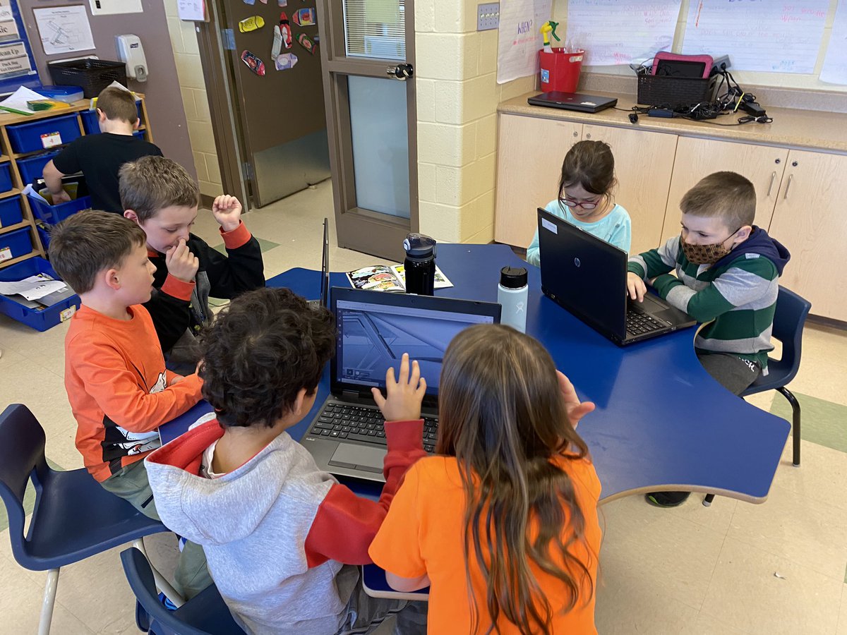 MrsHodderEDU's tweet image. Learning about Maps! #meonthemap #socialstudies @HTE_K4  @RMitchell_HTE