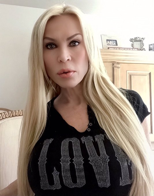 TW Pornstars - Amber Lynn ®. The most liked pictures and videos from
