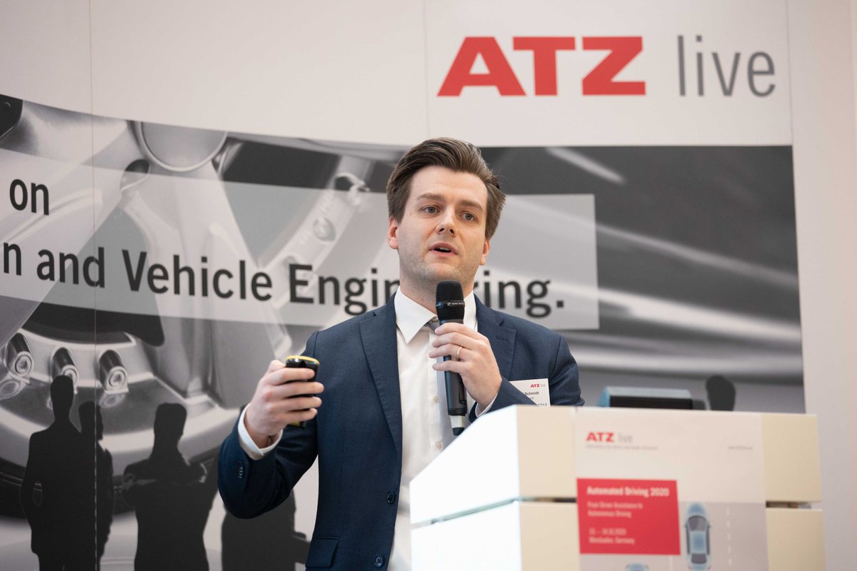 rst_tu's tweet photo. We participated in the #SciencePitch at the #ATZlive #AutomatedDriving 2020. 
Our work on #DeepLearning based #DepthEstimation algorithms was presented in a short pitch and with a poster.

https://t.co/Pl1LlL7eBO https://t.co/fPy5V8HnbS