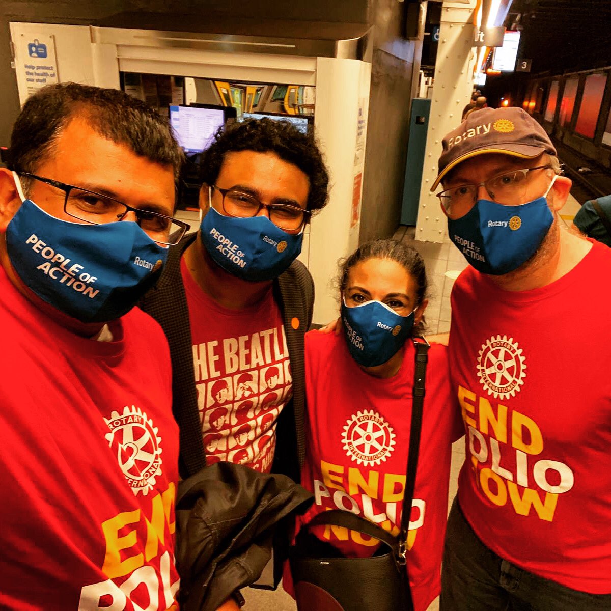 DrSonuBhaskar's tweet photo. Great to be part of the global Rotary movement to #fightpolio!
Today hundreds of Rotarians donned the public transport to raise awareness and promote the global effort to wipe out polio!
Leave no one behind.
@RotaryGBI @Rotary
#rotaryinmotion @RotaryAustral #rotaryinaction https://t.co/xlsGLd0isn