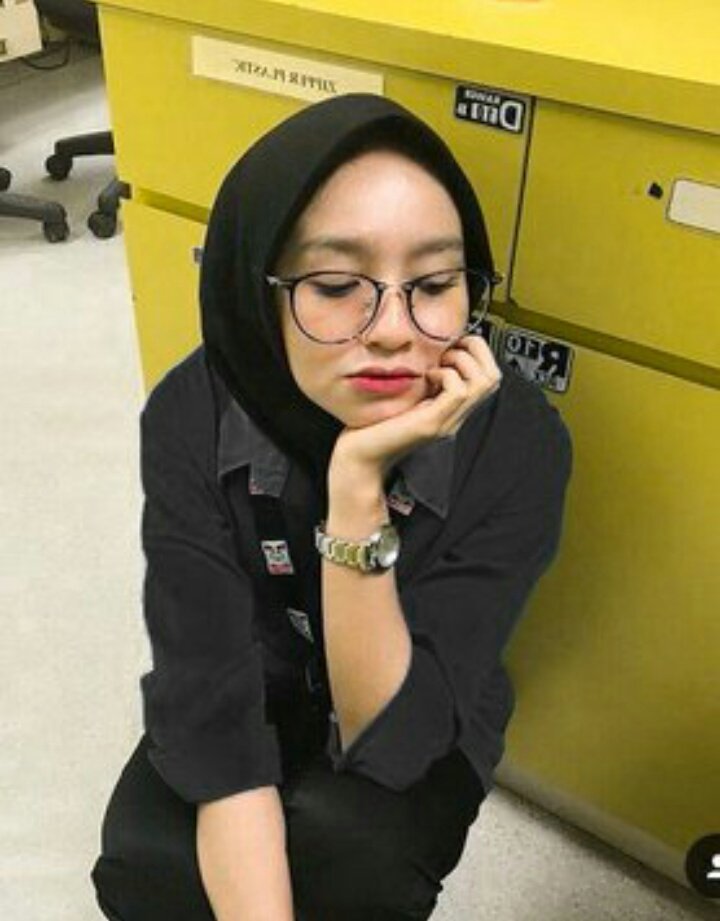 gurlhijab's tweet photo. DM for hot pic https://t.co/PqgvurieA9