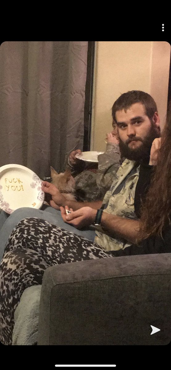 babyhammy33's tweet image. My favorite picture of Ham, was taken on Christmas night of 2016. I promise to make my life as big as you dreams yours to be, and really as big as you made it. I love you forever and my heart aches to have to back even just to tell me to fuck off ❤️🤟🏻#bigham