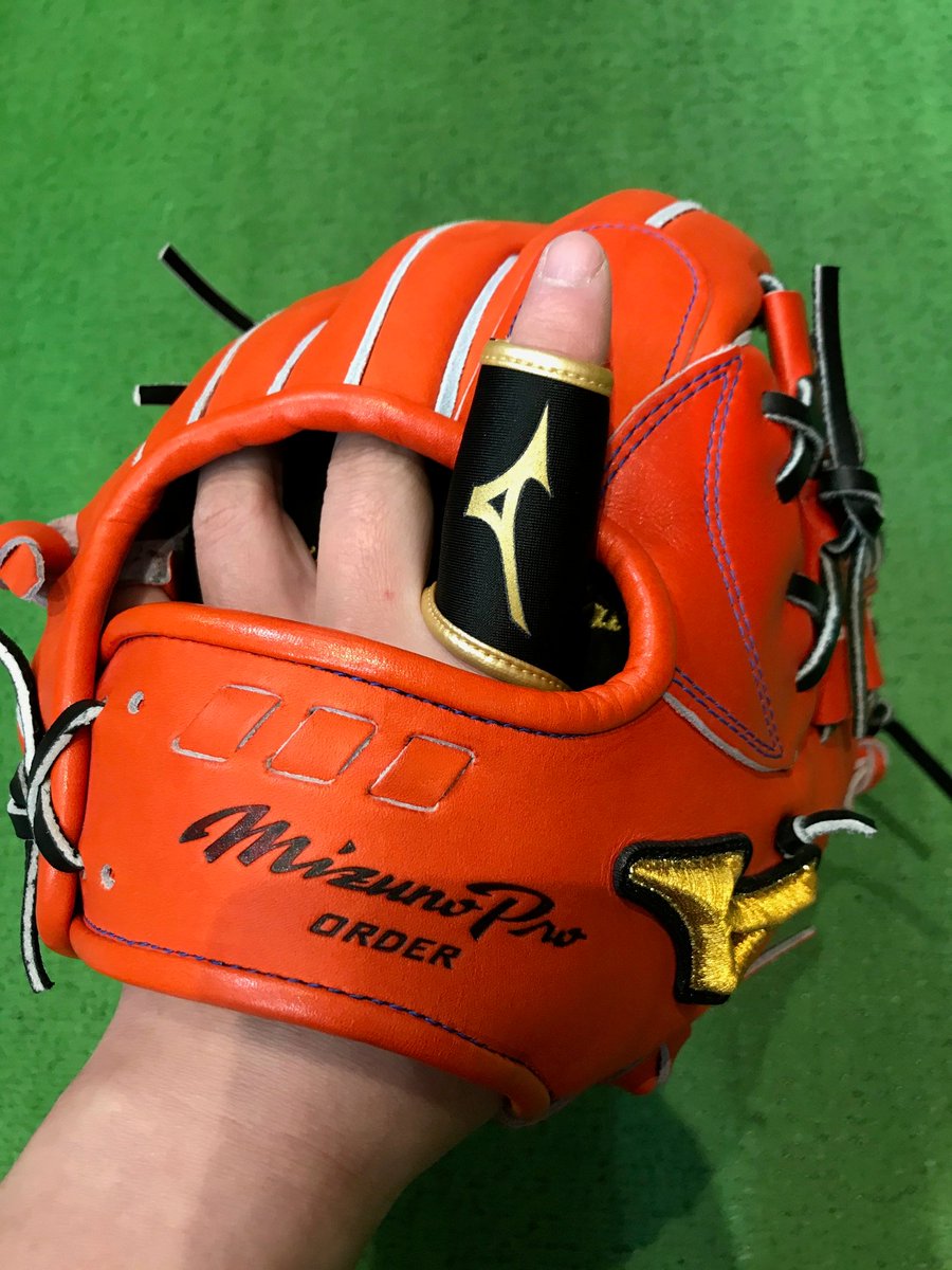 O Xrhsths 八森スポーツ Sto Twitter ミズノプロのフィンガープロテクターご案内 捕球の際 手が痛くないように グラブの人差し指を出す選手は ヘリ革が痛まないように 鳥谷選手などが使用しております 定価 800円 税 八森スポーツ 野球 野球用品