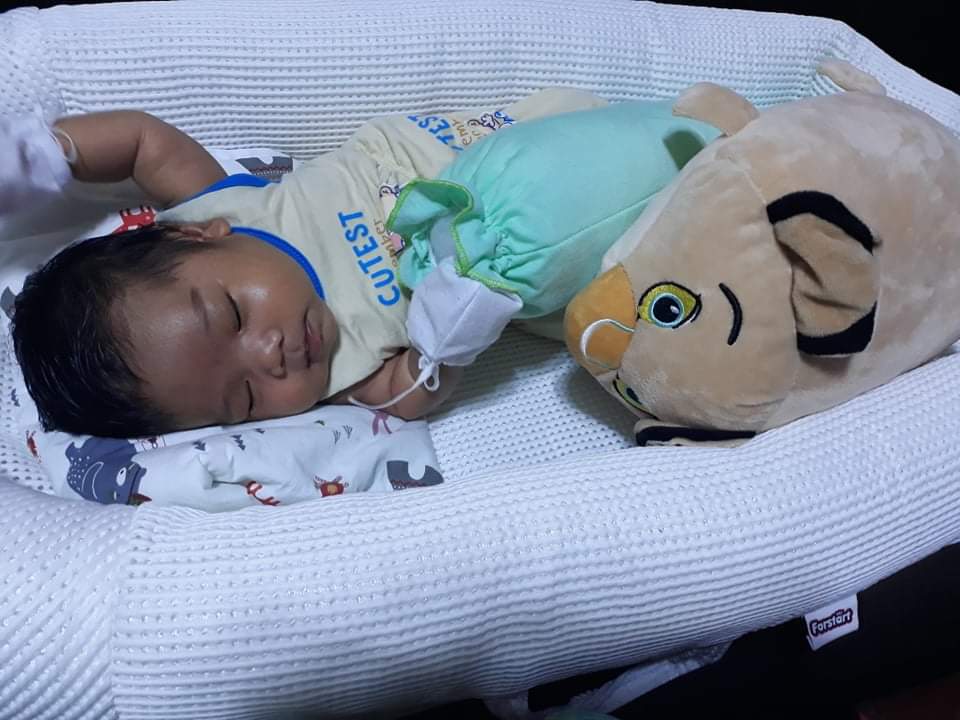 XumRei's tweet photo. Kasarap ng tulog ih https://t.co/g82Vi58UUo