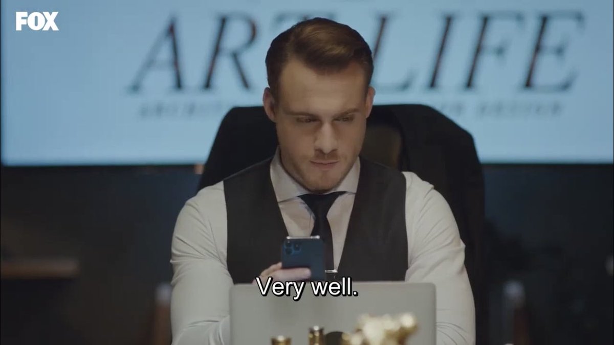 remember when they used to call each other to say goodnight or good morning and to say that they were in each other’s thoughts?? yeah now it’s business calls and unspoken feelings this is how we live i’m sad   #SenÇalKapımı   #EdSer