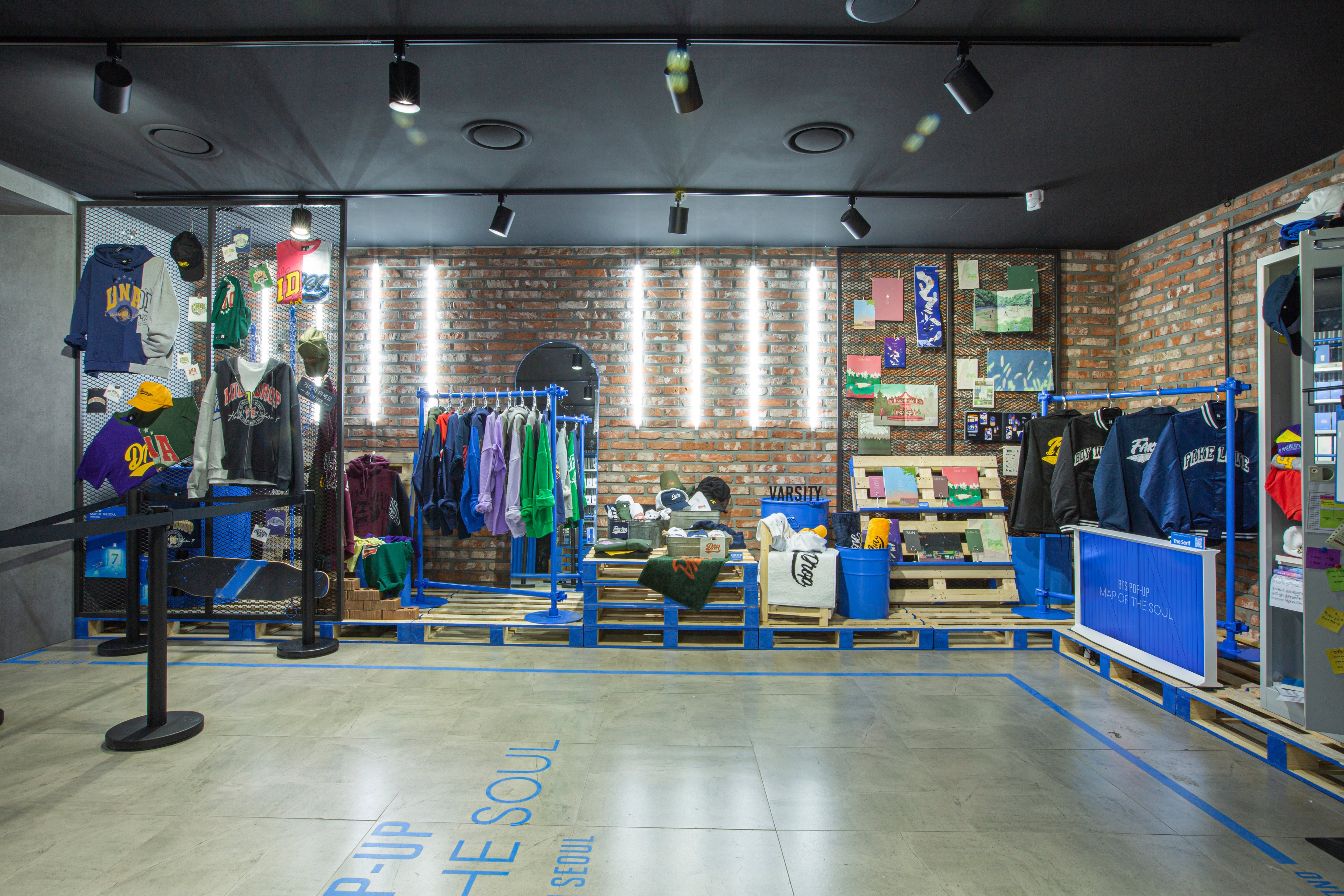 BTS POP UP STORE [ HOUSE OF BTS ] in SEOUL OFFICIAL MD for