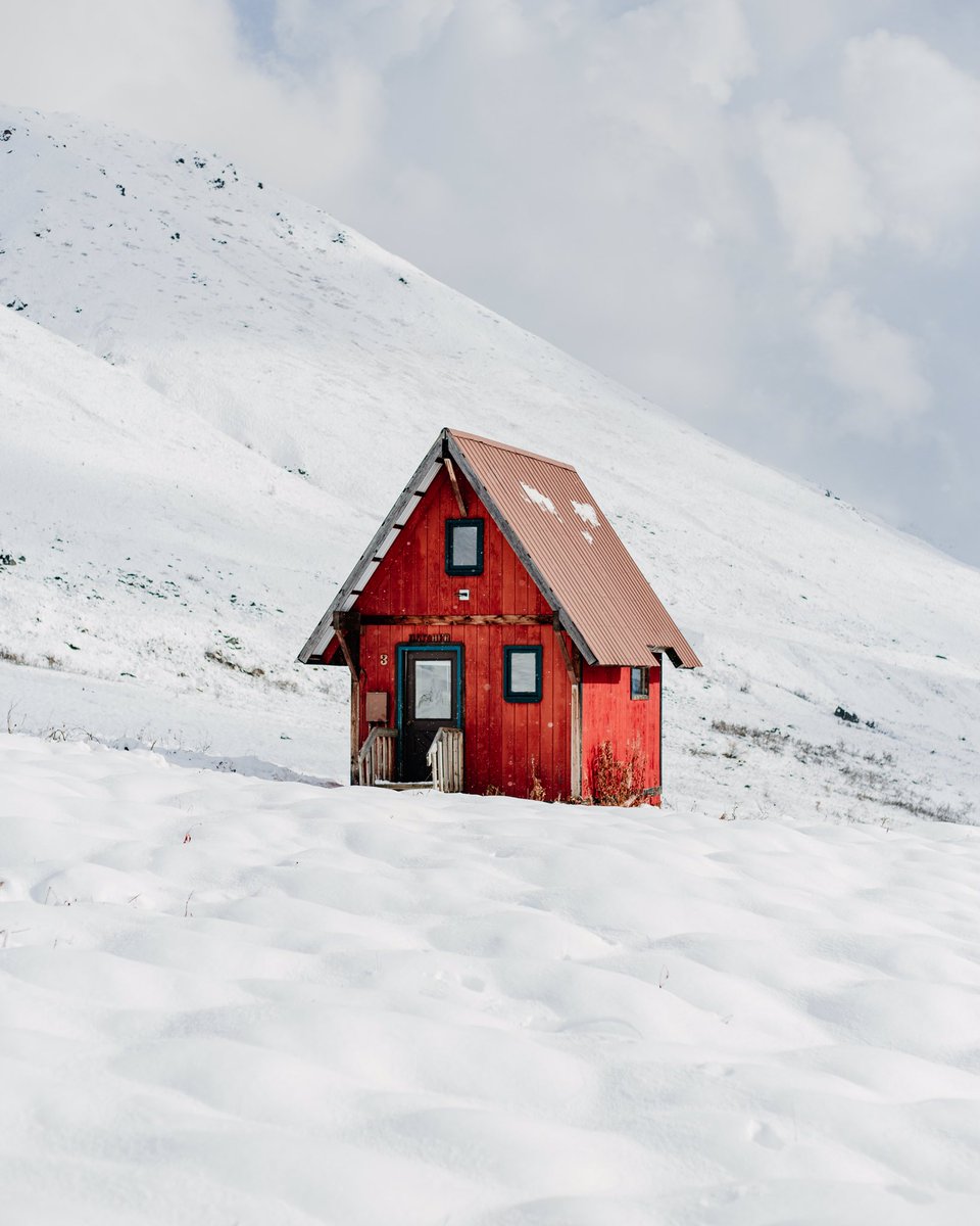 viewswithellen's tweet image. winter is here, you ready? ❄️