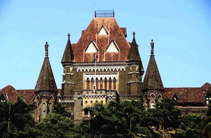 4/11Constable Zahiroddin asked the Bombay High Court to intervene but the court said that since he was a state government employee, the State guidelines would apply to him, over-ruling any permission or policy laid out by the Centre. He approached SC.