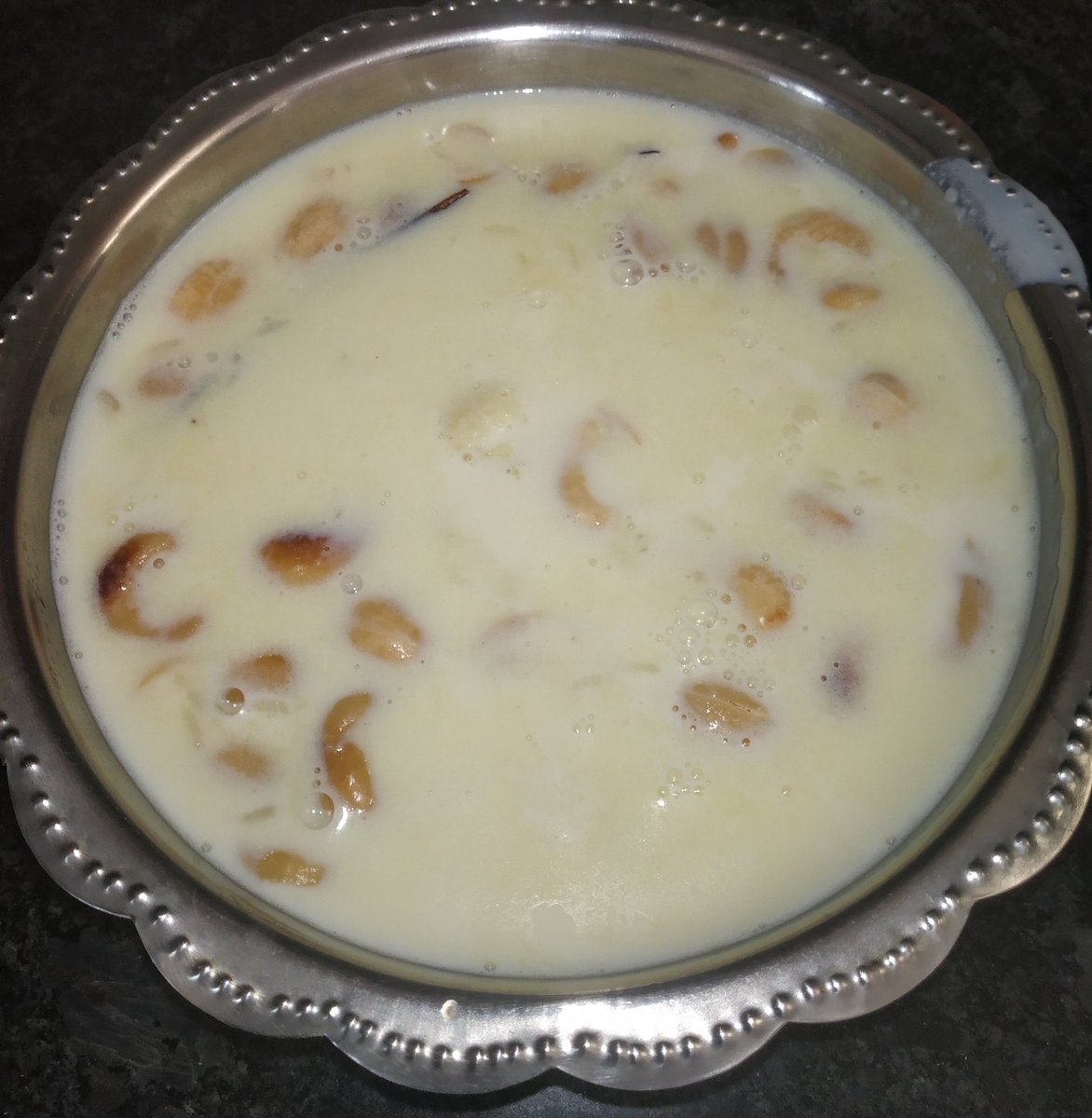 MonishaChakra15's tweet photo. Kheer with Govinda bhog rice... Done. 
🥰 https://t.co/0JaGlSbUy5