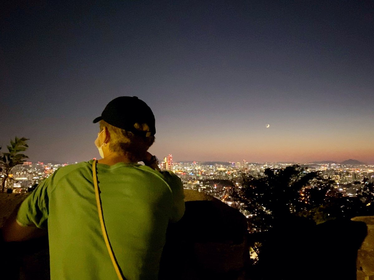 4. N Seoul TowerOf course, Namsan and N Tower, one of the most symboli Seoul landmark. We are all familiar with this because of recent tweet by Namjoon, right?