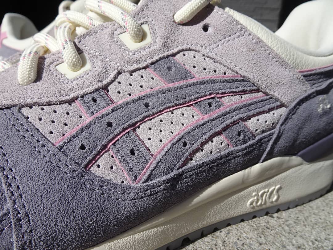 kamitora125's tweet photo. #GLIII30
#GELLYTEIII
#PEARL
#ASICSGELLYTEIII
#ゲルライト3
#asics_sportstyle
#アシックス
#GELLYTEIIIOG
#endclothing
#asics
https://t.co/7yTD9KxZQ2 https://t.co/srwZMDKM86