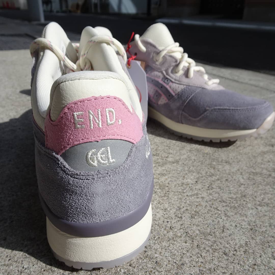kamitora125's tweet photo. #GLIII30
#GELLYTEIII
#PEARL
#ASICSGELLYTEIII
#ゲルライト3
#asics_sportstyle
#アシックス
#GELLYTEIIIOG
#endclothing
#asics
https://t.co/7yTD9KxZQ2 https://t.co/srwZMDKM86