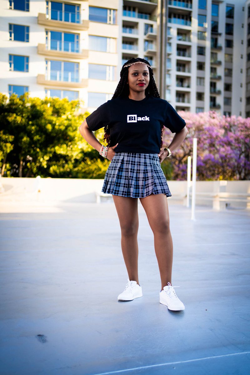 TheBlacksmithed's tweet image. Happy #Black Friday. #Black T's available for R200 🖤

Model: Odwa