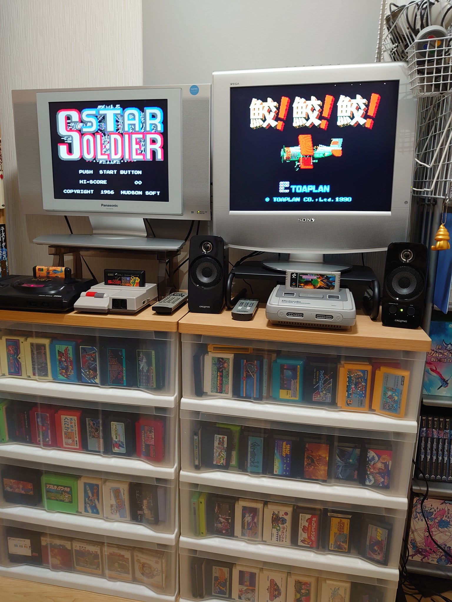 たかっぴ ゲームプレイ環境を更新 Sonyの型アナログ液晶に1chipスーパーファミコン S端子出力改造済のメガドライブをs端子 Ps2をd端子で接続してます ファミコンはパナソニック17型アナログ液晶に接続 現行機はゲーミングモニターに接続したり