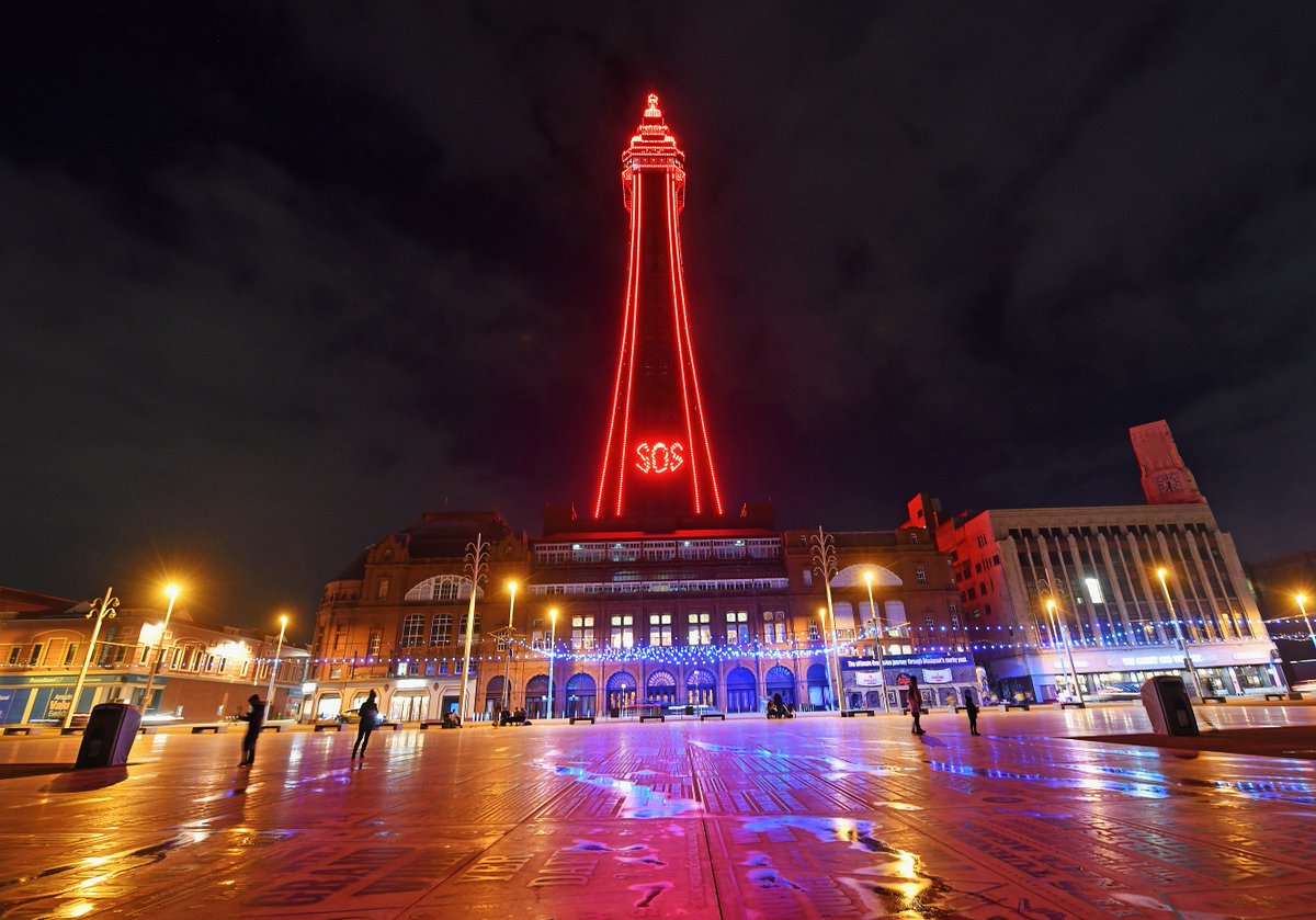 The illuminated heart on <a href="/TheBplTower/">The Blackpool Tower</a> sent out an SOS message on Thursday to highlight the plight of our hard-hit tourism industry 🚨

More than 1,000 businesses are calling for urgent intervention from the Government in an open letter to <a href="/BorisJohnson/">Boris Johnson</a> 1/2