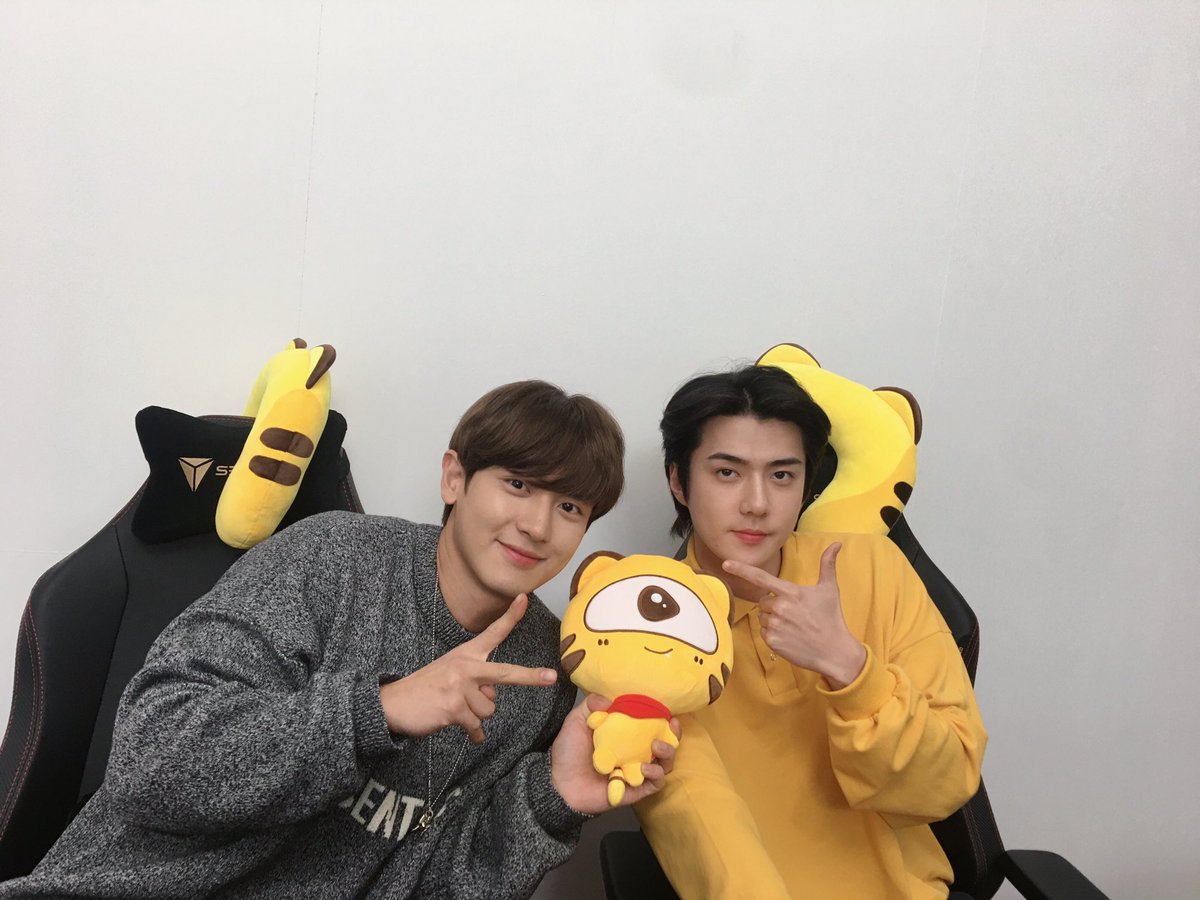 @EuroKpop @weareoneEXO @offclASTRO @SJofficial @RVsmtown @NCTsmtown_DREAM We vote #EXO_SC for the Best Sub Unit! SeChan best boys!
#EKP_bestsubunit_EXOSC
#EXO_SC #엑소 @weareoneEXO https://t.co/wWtEXCarKm