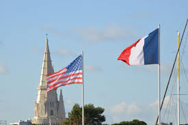 MichelNizon's tweet image. Quand (@kchehck) exprime une critique sur sa start-up, un entrepreneur 🇫🇷 a tendance à prendre la mouche 🪰 facilement. 

Quand vous exprimez la même critique sur sa start-up, un entrepreneur 🇱🇷 y voit une source d'amélioration et même en redemande...
 
#culturaldifference